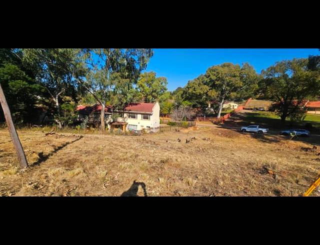 LAND FOR SALE IN WATERKLOOF HEIGHTS